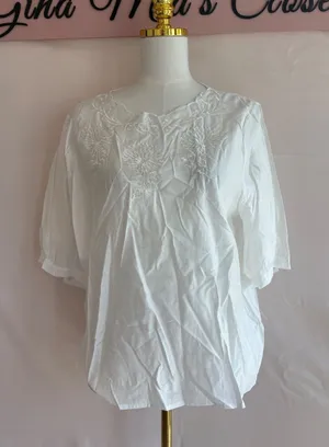 Komili Women's White Embroidered Cotton Blouse XL thumbnail 1