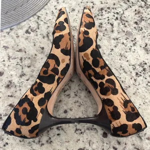 Coach Leopard Calf Hair Pumps Women 6.5 Brown Animal Print Pointed Toe Stiletto thumbnail 4