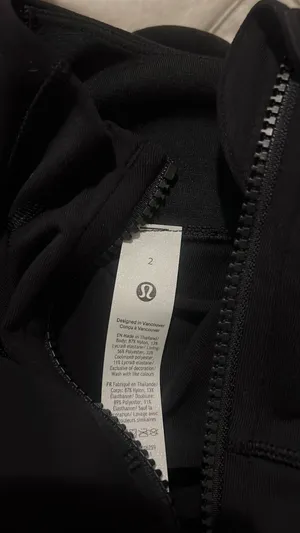 Define Jacket Lululemon Nulu Size 2 thumbnail 6