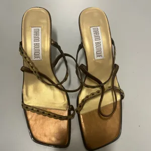 Marino Boutique Womens 9W Bronze Metallic Strappy Square Toe Kitten Heel Sandals thumbnail 2