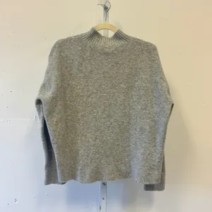 Uniqlo Souffle Yarn Mock Neck Sweater Gray Relaxed Fit 420307 Women's Medium thumbnail 3