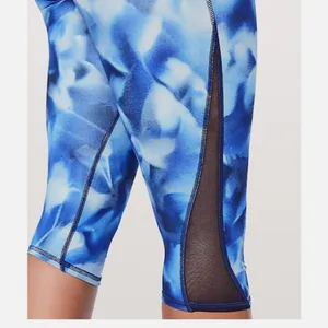 Lululemon Wunder Under‎ Hi-Rise 1/2 Tight Luxtreme Blush Blossom Alpine Size 8 thumbnail 3
