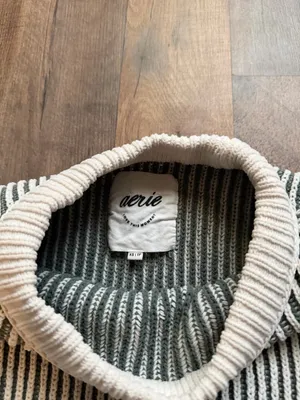 aerie sweater thumbnail 3