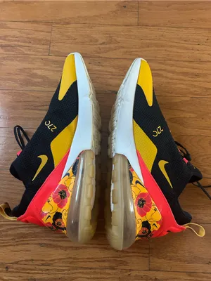 Limited Edition Nike women Air Max 270 Crimson floral black size 11 thumbnail 6