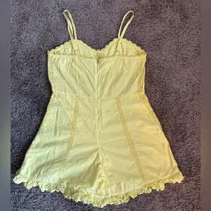 Urban Outfitters Yellow Romper Size M thumbnail 3