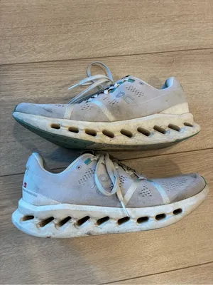 On Running Women’s CloudSurfer Running Shoe Pearl Ivory Size 10 *READ thumbnail 2