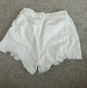 American Eagle Jean Shorts thumbnail 3
