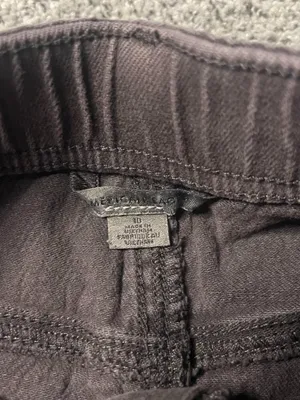 American Eagle distressed Jean shorts thumbnail 4