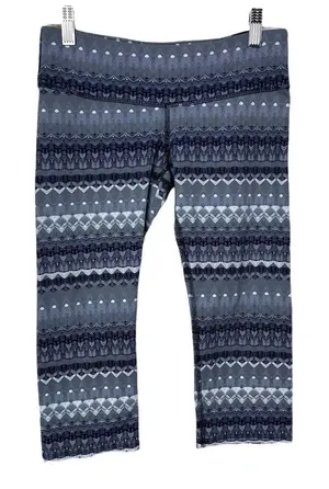 Alo Yoga Cropped Leggings Fair Isle‎ Geometric Print Stretch Gray Size Small thumbnail 1