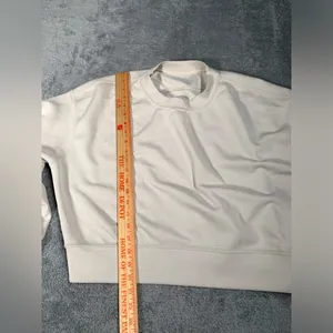 Lululemon Cream Crewneck Sweatshirt thumbnail 11
