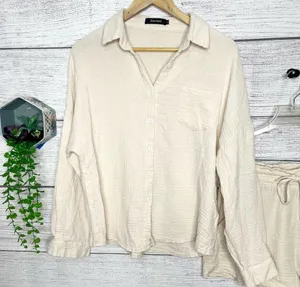 Neutral Cream Button-Up Shirt & Casual Drawstring Shorts Summer Set Size Small thumbnail 2