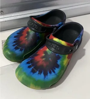 Crocs‎ Tie Dye Bistro Work Anti-Slip Non Slip Rainbow Unisex Size 7/9 thumbnail 1