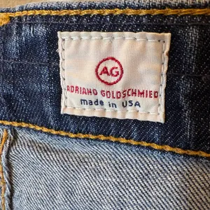 AG Adriano Goldschmied Pixie Roll-Up Shorts Dark Wash‎ Denim Size 30 thumbnail 3