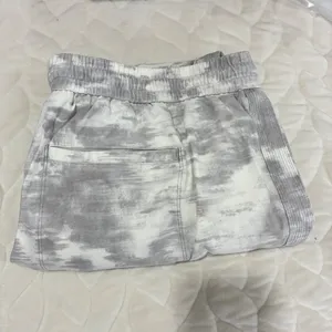 Athleta Farallon Printed Jogger Lightweight Activewear Pants Gray White Size 26W thumbnail 6