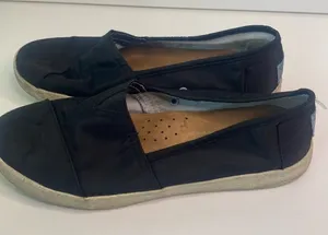 TOMS‎ Black Canvas Slip On Shoes Women's 6.5 thumbnail 1