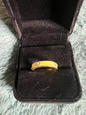 Gorgeous Golden Band with Gemstone Embellished Band Size 7 thumbnail 2