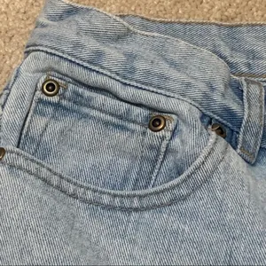 Forever 21 Light Wash Denim Cuffed Shorts 27 thumbnail 2