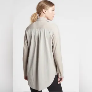 Athleta Urbanite Women's Beige Button Down Shirt thumbnail 2