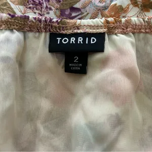 Torrid Georgette Eyelet Smocked Waist Puff Sleeve Top - 2X thumbnail 3
