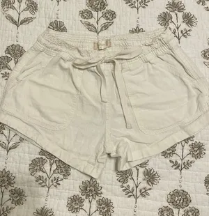 Altar'd State Beach off white Shorts XS thumbnail 1