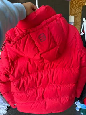 Red Aritzia Super Puff thumbnail 3