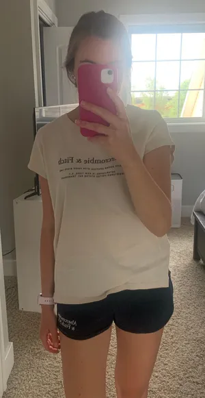 Abercrombie T-shirt thumbnail 2
