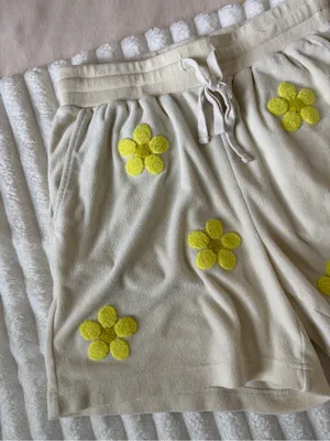 Bond73 Boutique Floral Shorts thumbnail 2
