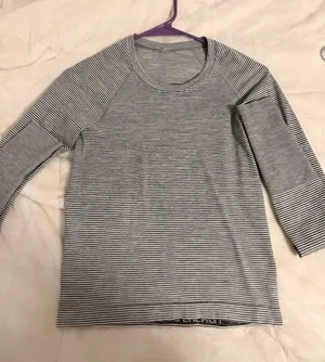 Lululemon Swiftly Tech Long Sleeve thumbnail 1