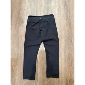 Lululemon Wunder Under‎ Crop Black Athletic Yoga Leggings Womens Size 4 Solid thumbnail 3