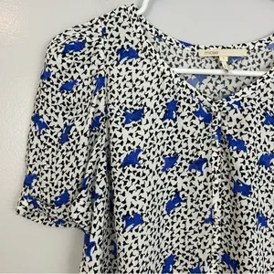 MAJE Lensam Floral Leaf Blue/White V-neck Short Puff Shoulder Blouse Size Small thumbnail 3