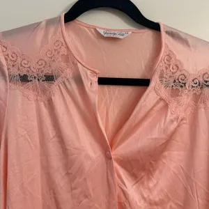 Vanity Fair Soft Pink pajama Top xsmall Vintage NWT thumbnail 2