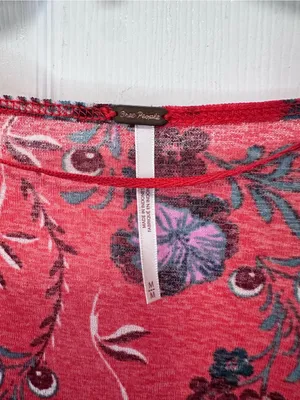Free People Red and Cream Floral Patchwork V-Neck Tunic thumbnail 3