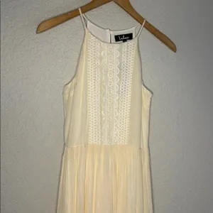 NEW Lulus Cream Crochet Embroidered Halter Tiered Boho Maxi Dress Beach Bridal thumbnail 2
