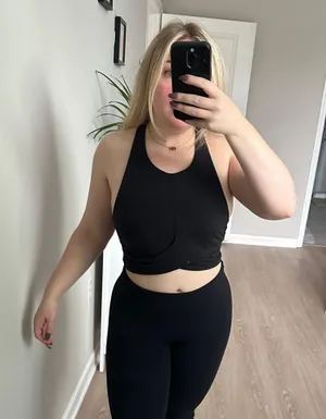 Lululemon High Neck Sports Bra thumbnail 1