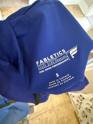 Fabletics Scrub Set thumbnail 8
