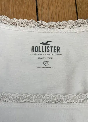 Hollister Baby Tee thumbnail 2