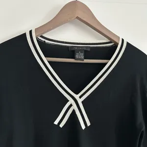The Limited Colorblock Knit Top Black Cream Size M thumbnail 2