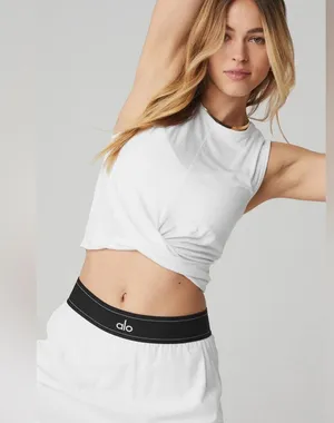 NWT Alo Yoga Cover Tank White Size L thumbnail 2