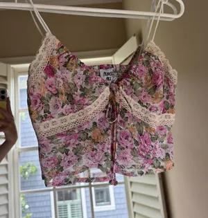 Princess Polly Top thumbnail 1