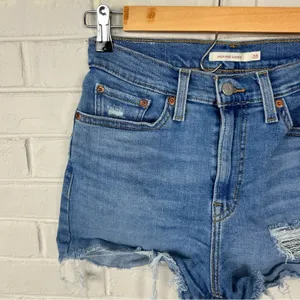 Levi’s Distressed High Rise Denim Shorts Size 28 thumbnail 6