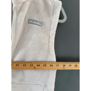 Columbia Womens Cream Fleece Vest Full Zip Plush Mock Neck Small Solid Pockets thumbnail 4