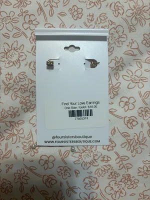 Boutique Earrings thumbnail 4