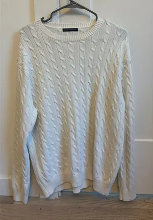 Brandy Melville Sweater Knit White thumbnail 1