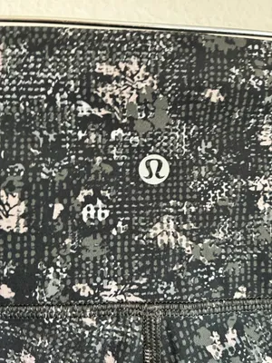 Lululemon Wunder Under Leggings size 10 thumbnail 3