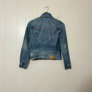 Abercrombie & Fitch Denim Jean Jacket Womens S Blue Distressed Classic thumbnail 5