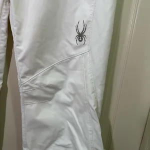 Spyder Women’s Snow Ski Pants Size 8 White Thinsulate Adjustable Insulated Board thumbnail 3