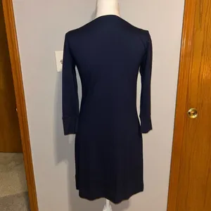 Lilly Pulitzer UPF 50+ Sophie Dress Navy Blue 3/4 sleeve gold button size XS‎ thumbnail 6