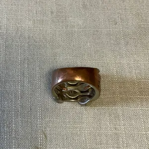 RING thumbnail 2