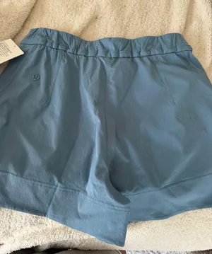 Lululemon Shorts thumbnail 4