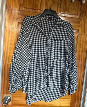 Black and White Checkered gingham Shirt Size L thumbnail 1